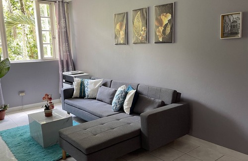 Saint Andrew Apartment | The Palace. Escape to breath taking beauty yet 5 minutes from shopping centers
