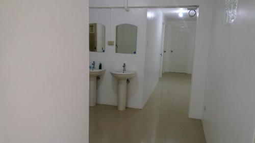 Muntinlupa Hotel | The Palines Aparthotel near Brittany Palazzo Evia Alabang