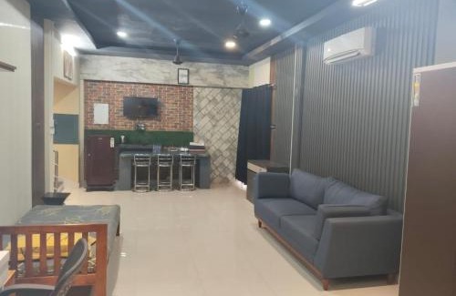 Sualkuchi House | THE PALM SUITES , Incredible North East Tourism , Couples & Family