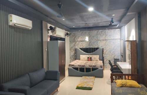 Sualkuchi House | THE PALM SUITES , Incredible North East Tourism , Couples & Family