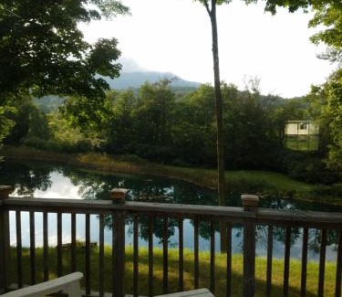 Manchester Center Hotel | The Palmer House Resort, an Ascend Collection Hotel