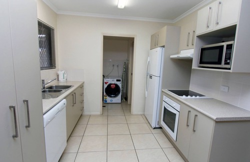Chinchilla Hotel | The Palms Motel