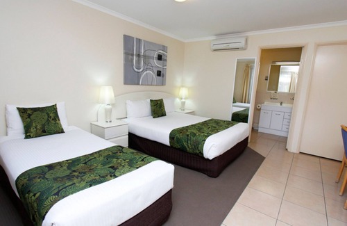 Chinchilla Hotel | The Palms Motel
