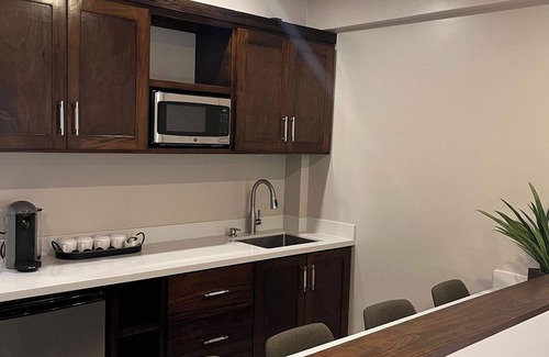 King's Park Villa | The Palms - Two Bedroom Suite