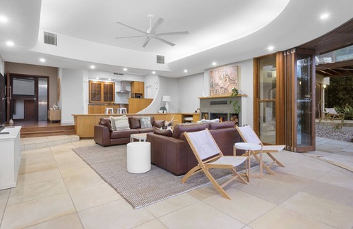Palmers Island House | The Palms Yamba - Private luxurious riverfront estate!