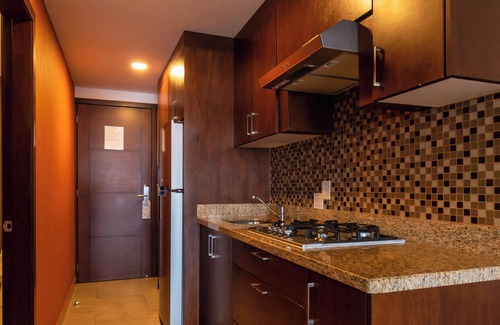 Colonia 5 de Diciembre Hotel | The Paramar Beachfront Boutique Hotel With Breakfast Included - Downtown Malecon