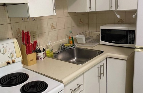 Parkdale Hostel | The Parkdale Hostellerie