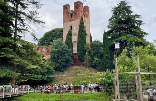 Castelfranco Veneto Apartment | The peace of the countryside in the heart of the city