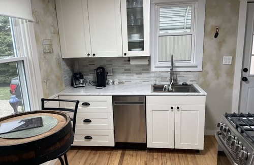 Vermilion Cottage | The Peach Orchard Cottage