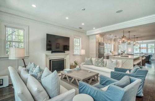 WaterSound Beach House | The Pearl of Watersound