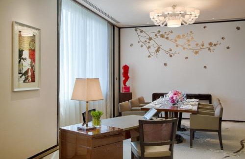 Tsim Sha Tsui Hotel | The Peninsula Hong Kong