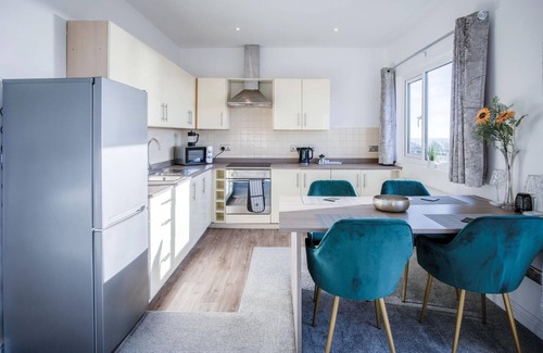 Port-Eynon Apartment | The Penthouse - 1 Bedroom Apartment - Ocean Breeze
