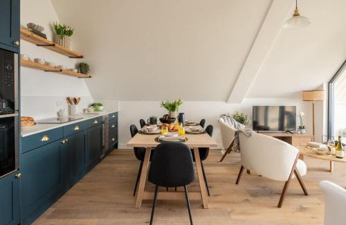 Hope-Cove House | The Penthouse