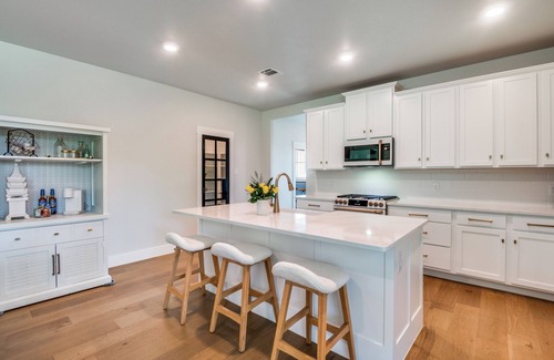 Kerens House | The Perch at Chambers Bay - Spacious, new 4 Bedroom with sweeping lake views