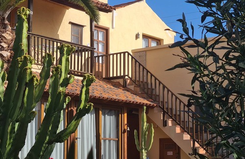 Chio Apartment | The perfect blend of tranquillity, beauty and functionality.