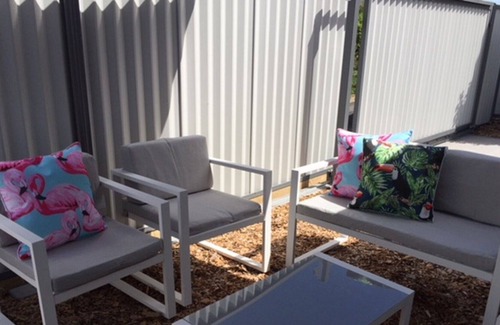 Ettalong Beach Villa | The perfect coastal home away from home!