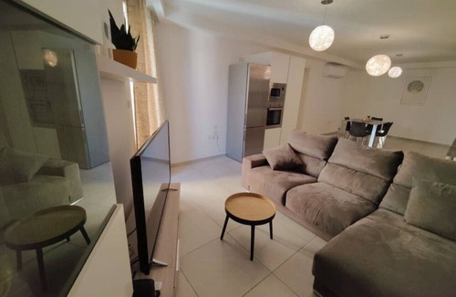 Gzira Apartment | The Perfect place 2 bedroom apartment very central
