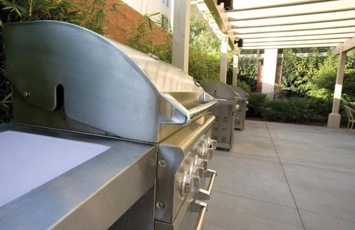 Anaheim Resort Resort | The Perfect Place - Anaheim 1 bedroom - <2 miles from Disneyland