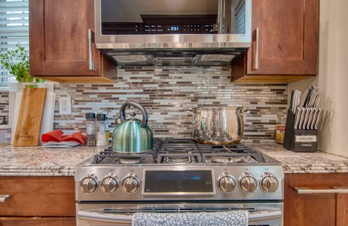 Prospect-Lefferts Gardens Historic District House | The Perfect Place To Stay: King Beds, Outdoor Space, Driveway Parking, Spacious