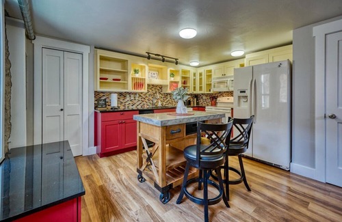 Salida Condo | The perfect spot in Salida - F Street Hideaway!