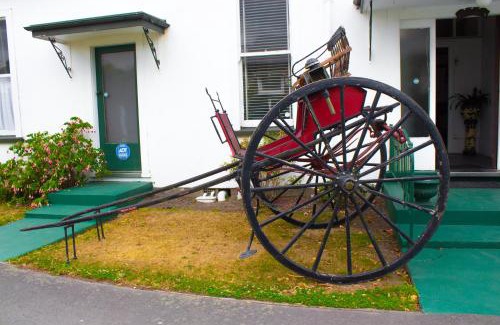 New Brighton Bed & Breakfast | The Pier Lodge Bed And Breakfast