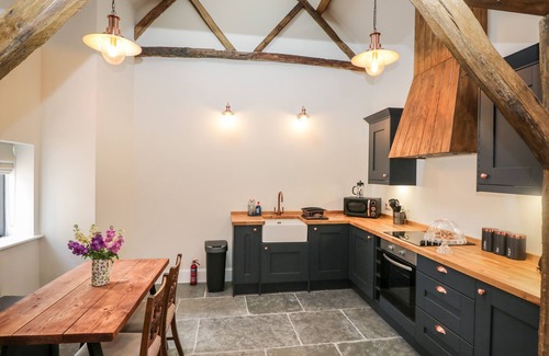 Hereford House | THE PIGGERY, pet friendly, character holiday cottage in Hereford