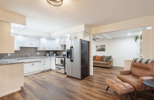 Birch Run Township House | The Pine Tree Haus - Frankenmuth