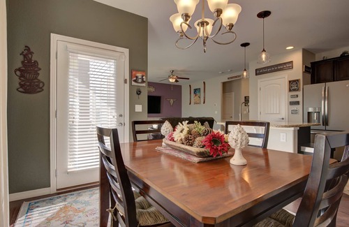 Elbert House | The Pink Room