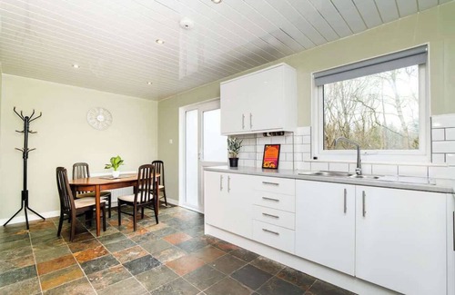 Glenrothes House | The Pitcairn Residence
