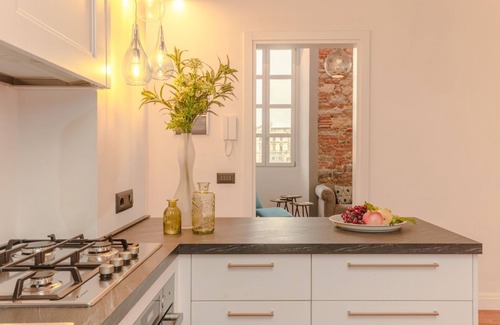 Santa Maria Novella Apartment | The Place to Be - apartment in front of the river