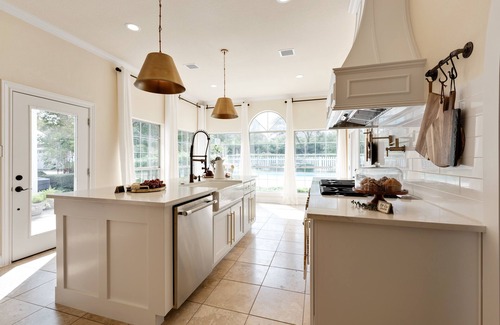 Pflugerville Bed & Breakfast | The Plantation House Boutique Inn