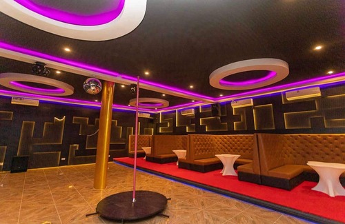 Accra Hotel | The Platinum Bay Hotel