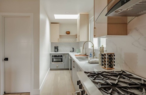 Berkeley Hills House | The Poetic Modern Residence