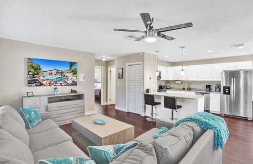 Beachway Estates Villa | The Pompano Beach House