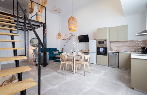 Poblats Maritims Apartment | The Port Avenue Duplex by Florit Flats