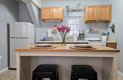 Innovation District Apartment | The Port - Walkable to University of Florida, includes Parking