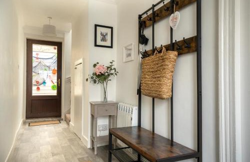 Portpatrick House | The Portpatrick Pad - A cosy 3 bed cottage, w. sea views & garden office