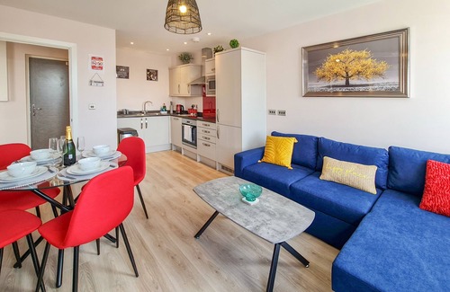 Barnwood Apartment | The Post House Green by Fortuna Property, The Post House Green Apartment