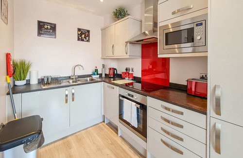 Barnwood Apartment | The Post House Green by Fortuna Property, The Post House Green Apartment