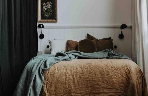 Waratah House | The Post Office Waratah - Luxury Wilderness Escape