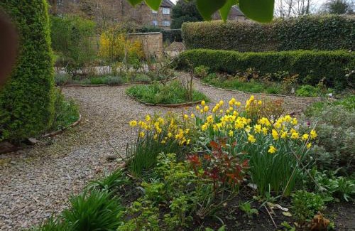 Knaresborough Apartment | 'The Potting Shed'