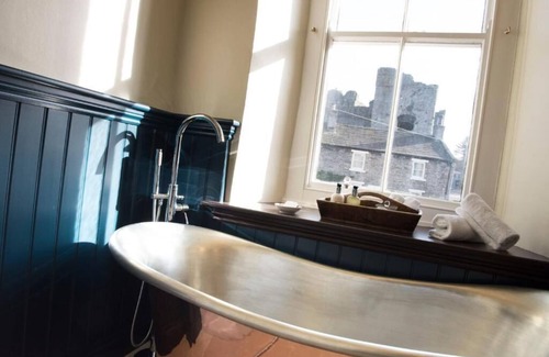 Middleham Bed & Breakfast | The Priory