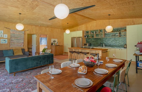 Kuaotunu House | The Pumpkin Shed – Kuaotunu Holiday Home