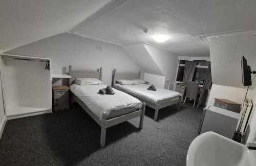 Lochgelly Hotel | The Queens Hotel