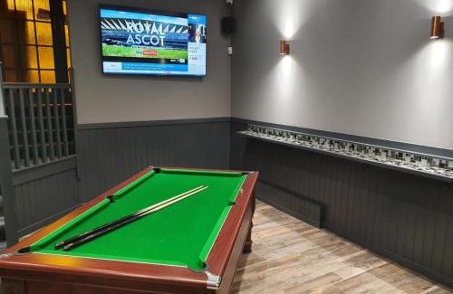 Lochgelly Hotel | The Queens Hotel