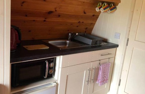 Murroogh Cabin | The Rainbow POD