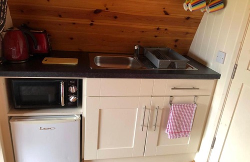 Murroogh Cabin | The Rainbow POD