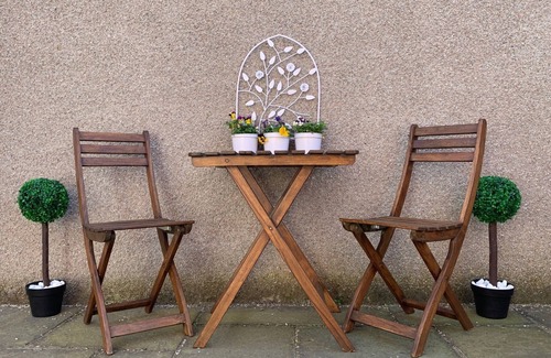Edzell Apartment | The Ramblers Rest - recently renovated, pet friendly, close to amenities/walks.