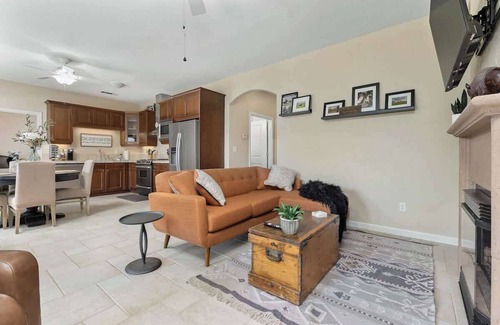Springville House | The Ranch Guesthouse, wake up to serenity!