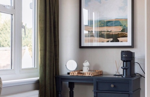 Much Wenlock House | The Raven Hotel by PureStay